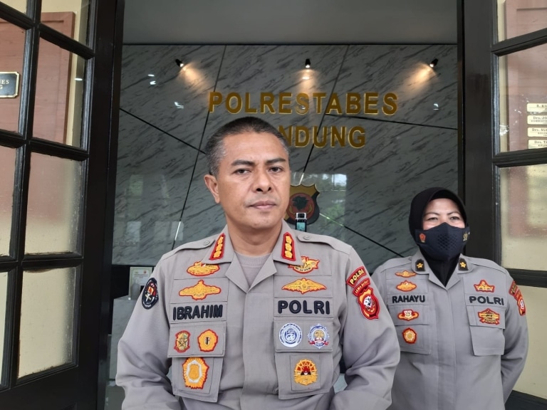 Kombes Pol Ibrahim Tompo, Kabid Humas Polda Jawa Barat